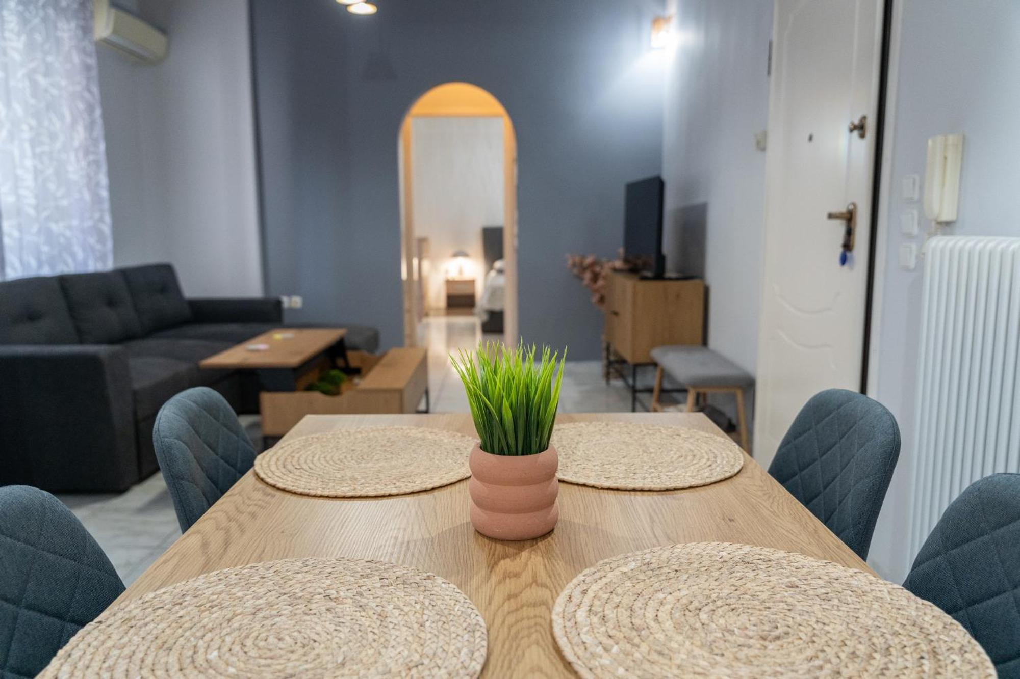 Ninas Central Apartment Кавала Экстерьер фото
