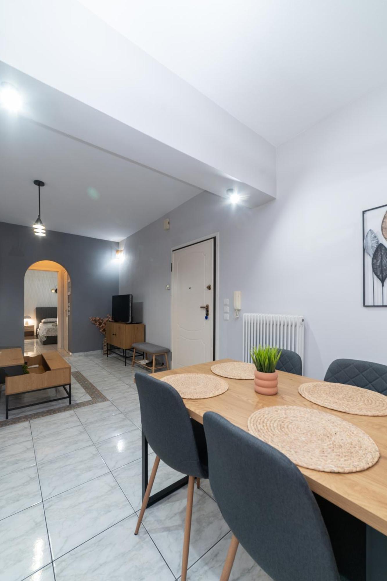 Ninas Central Apartment Кавала Экстерьер фото
